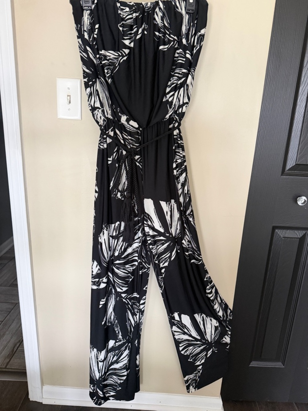 Black & White Floral Tie-Waist Wide-Leg Jumpsuit